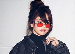 Selena Gomez 'sống ảo' và loạt bức hình nhiều like nhất thế giới năm 2016