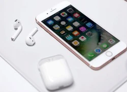 Vì sao Apple trì hoãn phát hành tai nghe AirPods?