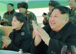 Vợ Kim Jong-un xuất hiện sau 9 tháng &#8220;biến mất&#8221; bí ẩn