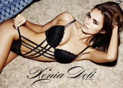 Xenia Deli lấp ló vòng 1 nóng bỏng đầy mê hoặc