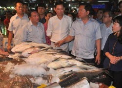 Bí thư Thăng: Không để băng nhóm tội phạm hoạt động trong chợ Bình Điền