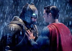 Bom tấn 'Batman v Superman' hứng 8 đề cử Mâm xôi vàng