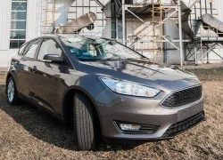 Ford Focus EcoBoost 1.5L giá 699 triệu ở Việt Nam