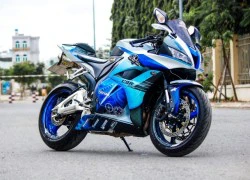 Honda CBR600RR sơn dàn vỏ bắt mắt của biker Sài Gòn