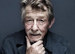 Huyền thoại điện ảnh nước Anh John Hurt qua đời