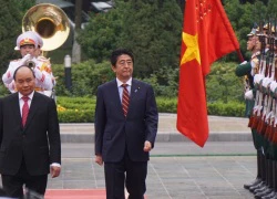 Lễ đón trọng thể Thủ tướng Nhật Bản Shinzo Abe tại Phủ Chủ tịch