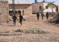 Máy bay Mỹ yểm trợ Thổ Nhĩ Kỳ tại thị trấn al-Bab của Syria