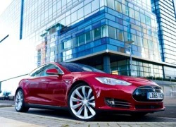 Tesla lặng lẽ ra mắt chiếc xe điện chạy xa nhất thế giới