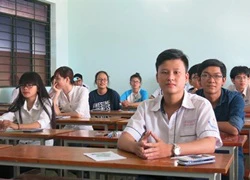 Thi và tuyển sinh mỗi năm mỗi đổi: Thầy cô, học trò bối rối