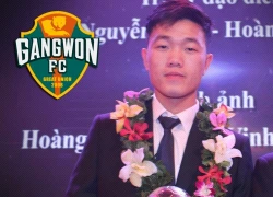 Xuân Trường được Gangwon FC vinh danh sau khi giành Quả bóng Bạc