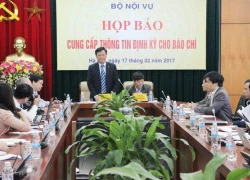 Bộ Nội vụ công khai 9 địa phương, đơn vị có "cả họ làm quan"