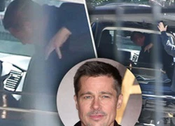 Brad Pitt quẳng hết những gì liên quan đến Angelina Jolie ra khỏi biệt thự ở Los Angeles