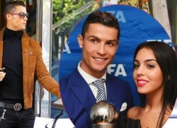 C. Ronaldo đi mua quà Valentine cho bạn gái