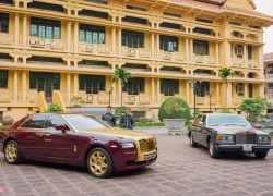 Cặp xe Rolls-Royce độc nhất Việt Nam cùng nhau khoe dáng