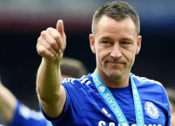 Dự bị thường xuyên, Terry vẫn làm trùm phòng thay đồ Chelsea