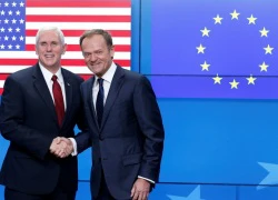 EU treo nhầm cờ Mỹ khi đón Phó Tổng thống Pence