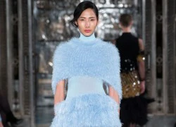 Hai người mẫu Việt tỏa sáng ở ngày đầu London Fashion Week