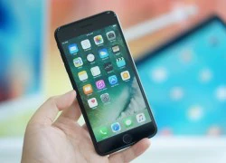 iPhone và quần jeans sẽ có 'giá điên' nếu sản xuất tại Mỹ?