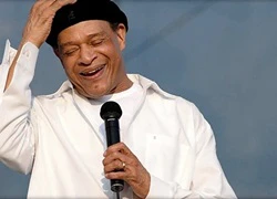 Nghệ sĩ nhạc jazz Al Jarreau qua đời