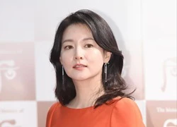 Nhan sắc 'không tuổi' của 'Nàng Dae Jang Geum' Lee Young Ae