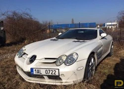 Siêu xe Mercedes-Benz SLR McLaren bị bỏ rơi từ năm 2011