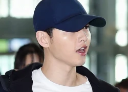 Song Joong Ki &#8216;Hậu duệ mặt trời&#8217; lộ mặt tròn trịa vì tăng cân