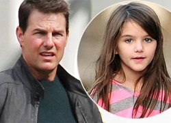 Tom Cruise chưa có ý định gặp bé Suri sau 3 năm từ mặt