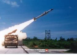 Việt Nam đàm phán mua tên lửa Akash, BrahMos của Ấn Độ