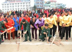 Ấm áp nghĩa tình nơi hai tuyến biên giới