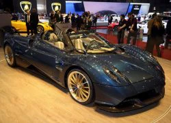 Cận cảnh siêu xe "hàng độc" Pagani Huayra Roadster