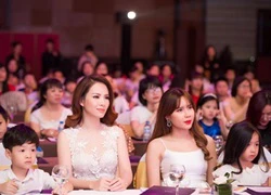 Đan Lê, Lưu Hương Giang cùng khoe con trong event