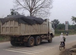 Đình chỉ nhóm thanh tra giao thông nghi nhận hối lộ