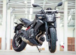 Kawasaki ER-6n chiết khấu lớn "chiến" Honda CB650F