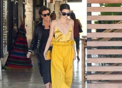 Kendall Jenner diện mẫu quần độc đáo ra phố