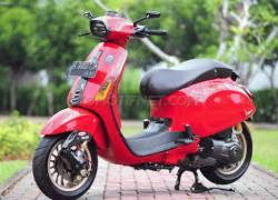 Soi Vespa Sprint 3V ie độ của dân chơi xứ vạn đảo