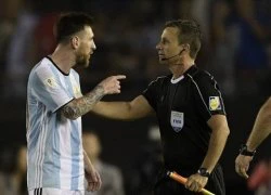 Trọng tài Anh: &#8216;Án phạt Messi quá nặng và sai luật&#8217;