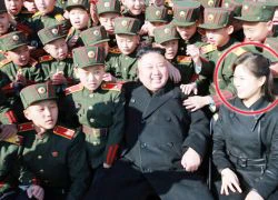 Vợ Kim Jong-un tái xuất sau nhiều tháng "biến mất"