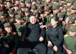 Vợ Kim Jong-un tái xuất sau nhiều tháng vắng bóng