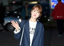 'Bà mẹ trẻ thơ' Park Bo Young ăn mừng phim thành công