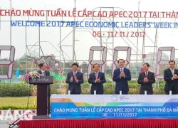 Chủ tịch nước bấm nút đồng hồ đếm ngược Tuần lễ Cấp cao APEC 2017