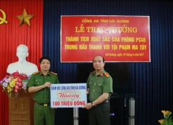 Công an tỉnh thưởng nóng 100 triệu đồng cho lực lượng phá án tội phạm ma túy