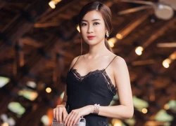 Hoa hậu Mỹ Linh gợi cảm cùng áo hai dây