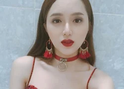 Hương Giang Idol mặc đầm đỏ khoét sâu khiến fan "sốt cao"