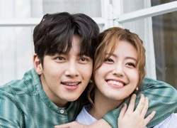 Ji Chang Wook tình tứ bên mỹ nhân mới