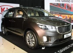 Kia Sedona 2017 có giá từ 792 triệu đồng