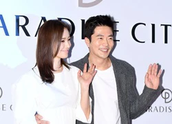 Kwon Sang Woo đưa vợ Hoa hậu đi dự tiệc