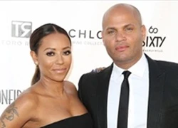 Mel B tố từng bị chồng ép sex tập thể