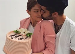 Mừng sinh nhật tuổi 22, Gigi Hadid gây 'bão like' trên Instagram