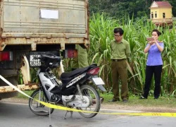 Tông vào xe tải đeo biển giả, nam thanh niên tử vong