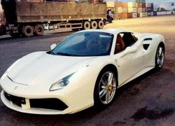 Xe tiền tỷ Ferrari 488 Spider thứ 3 cập bến Việt Nam